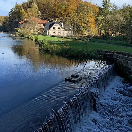 A Harasov بيت ضيافة