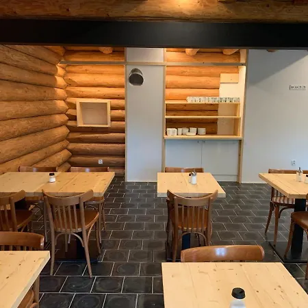 بيت ضيافة A Harasov 4*